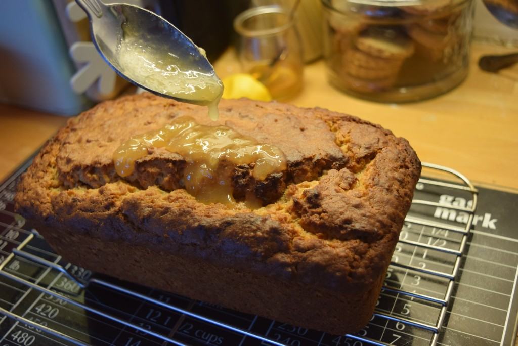 Bramley-apple-loaf-cake-lucyloves-foodblog