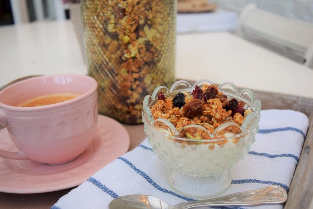 Peanut-butter-honey-granola-lucyloves-foodblog