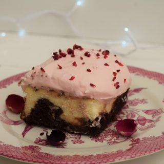 Raspberry-cheesecake-brownie-recipe-lucyloves-foodblog