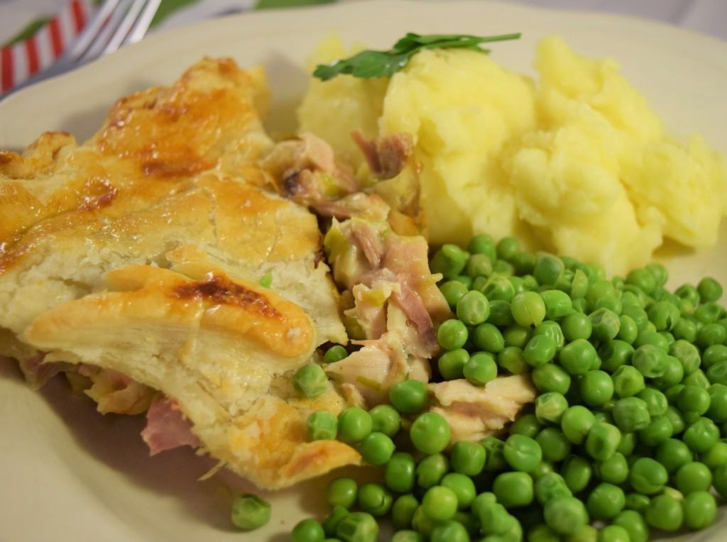 Turkey-ham-pie-lucyloves-foodblog