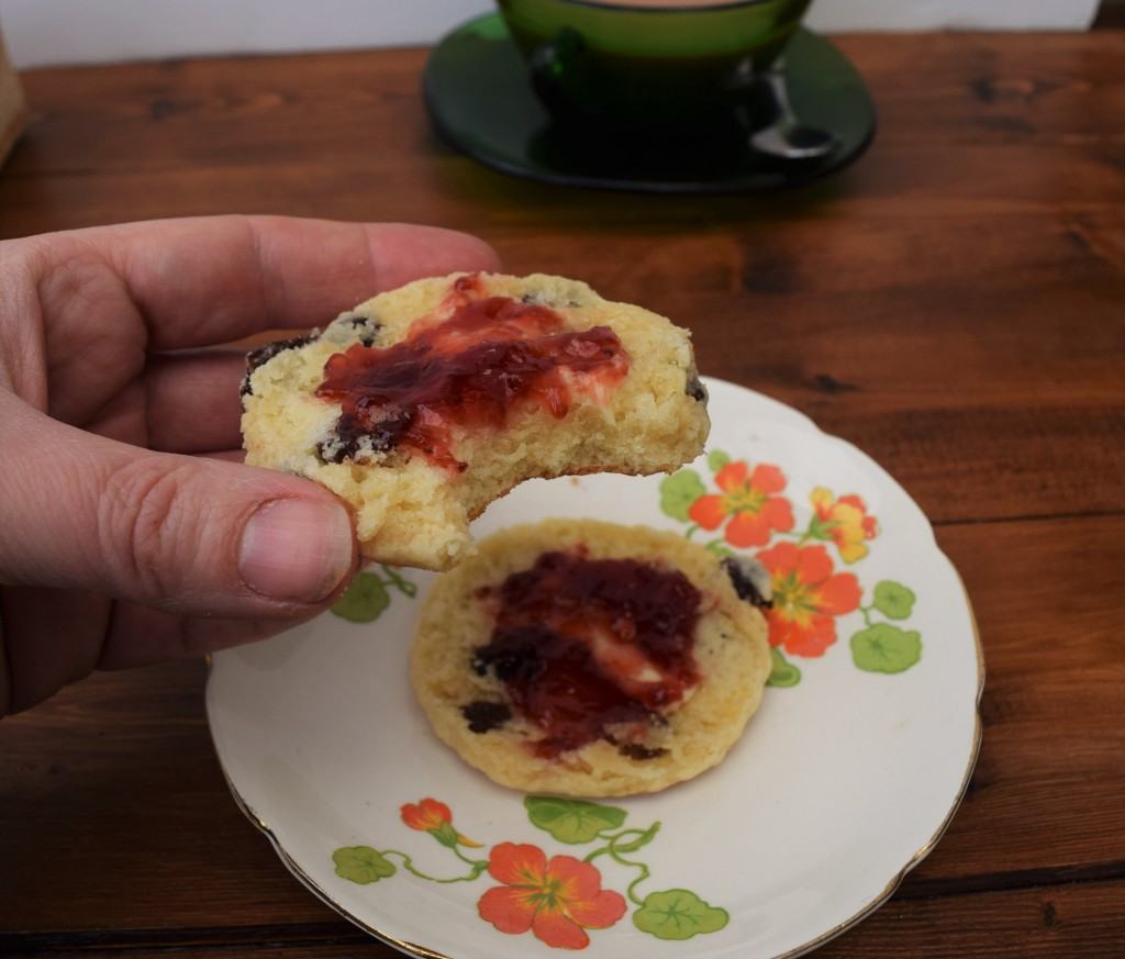 Welsh-cakes-recipe-lucyloves-foodblog