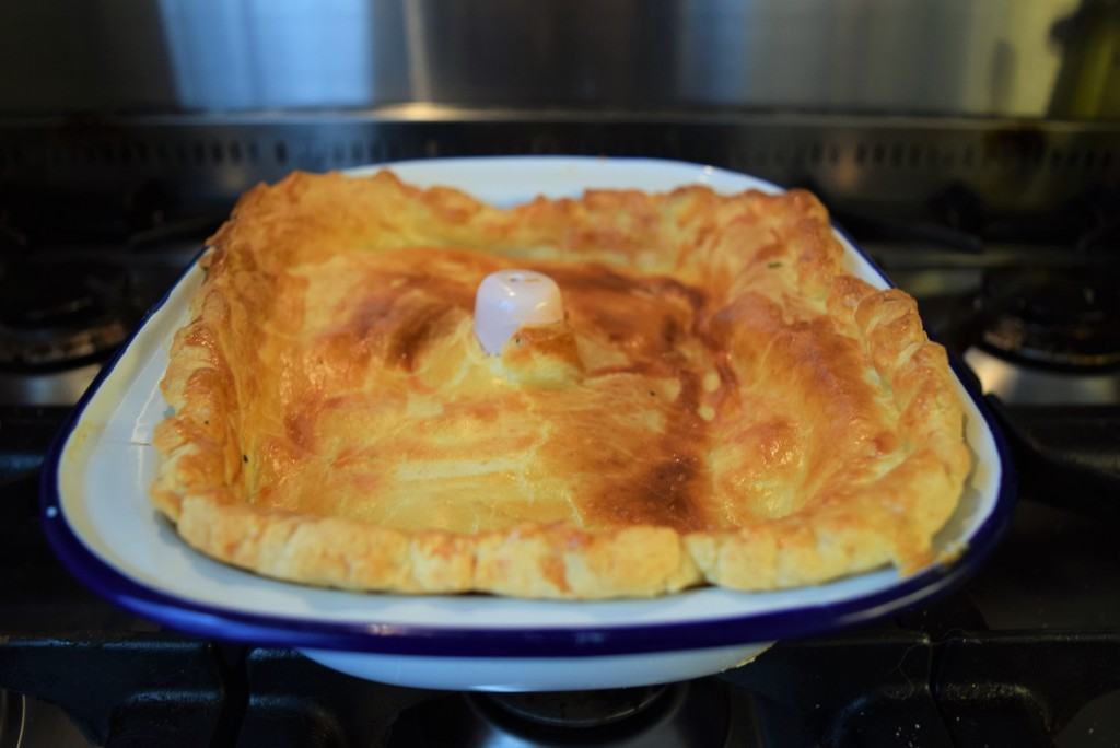 Minced-beef-pie-cheese-pastry-recipe-lucyloves-foodblog
