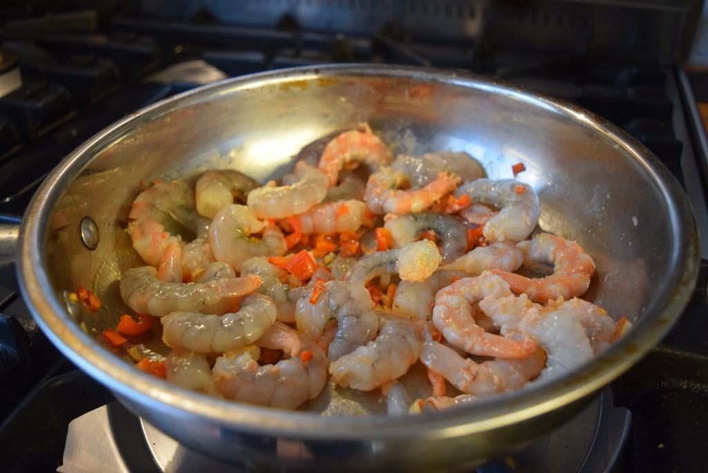 Prawn-chilli-basil-pasta-recipe-lucyloves-foodblog