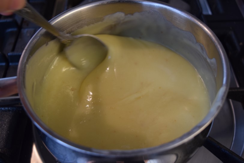 Creme-egg-caramel-shortbread-recipe-lucyloves-foodblog