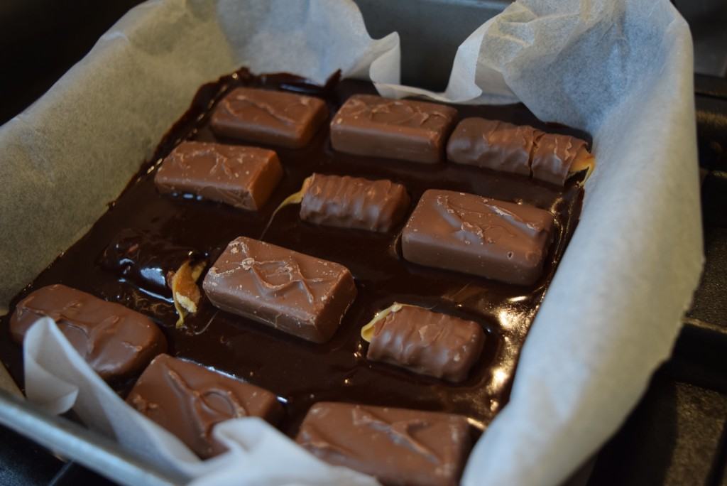 Chocolate-stuffed-brownies-lucyloves-foodblog