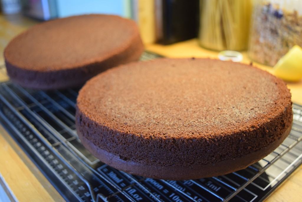 Perfect-chocolate-cake-lucyloves-foodblog