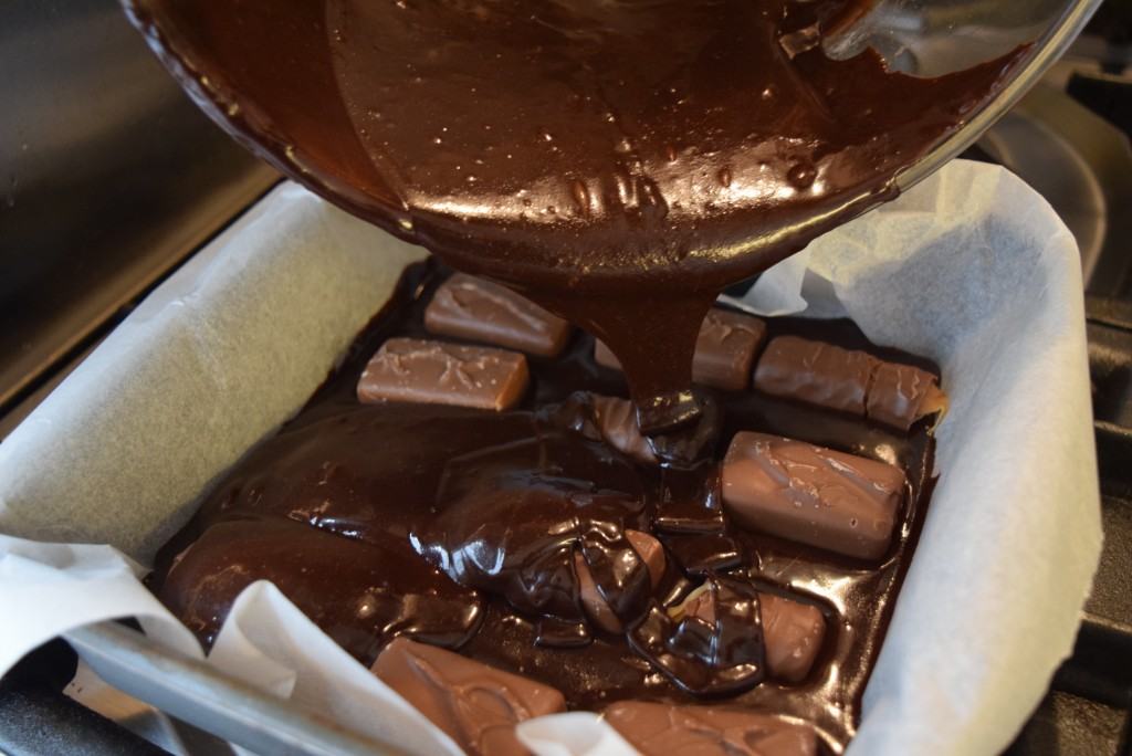 Chocolate-stuffed-brownies-lucyloves-foodblog