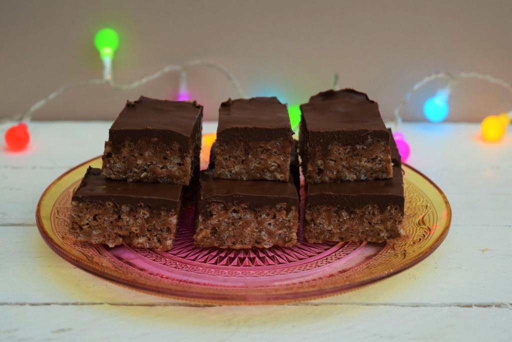 Mars-bar-krispie-slab-recipe-lucyloves-foodblog