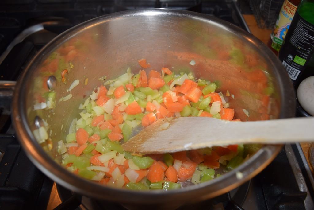 Curried-chicken-chowder-lucyloves-foodblog