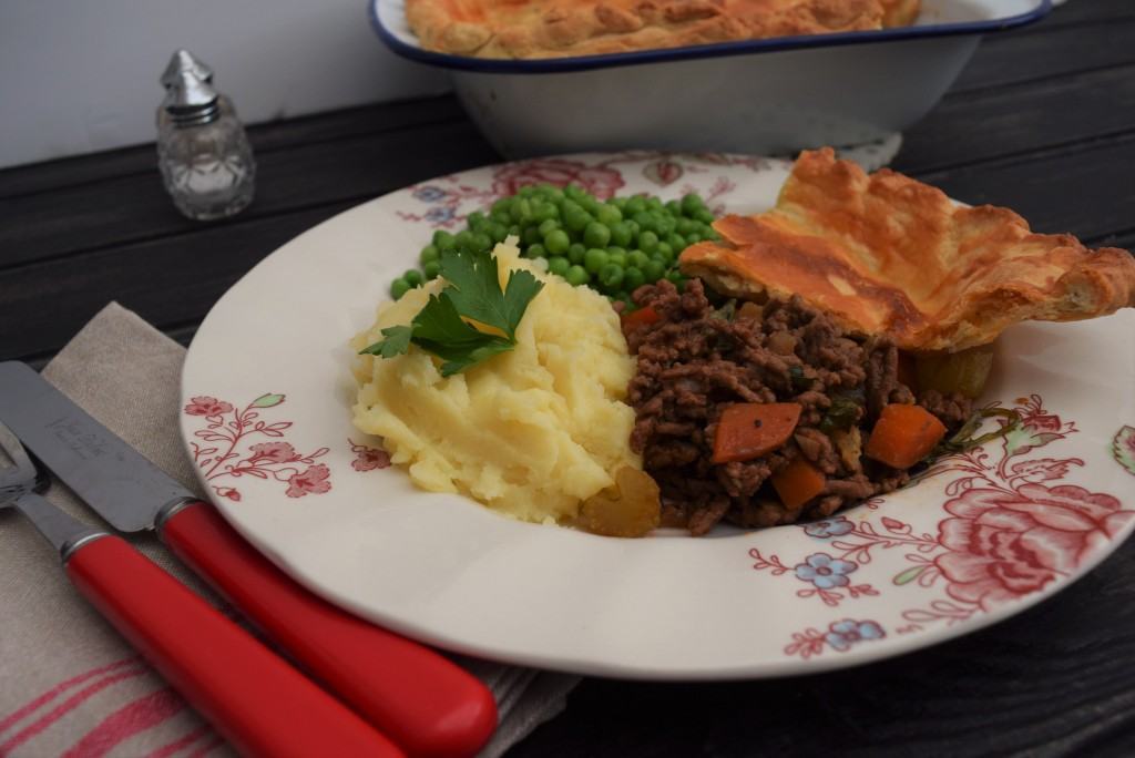 Mince-beef-pie-cheese-pastry-recipe-lucyloves-foodblog