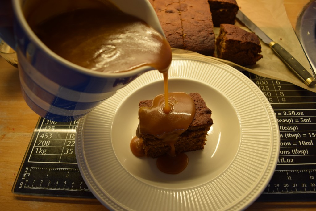 Sticky-toffee-pudding-recipe-lucyloves-foodblog