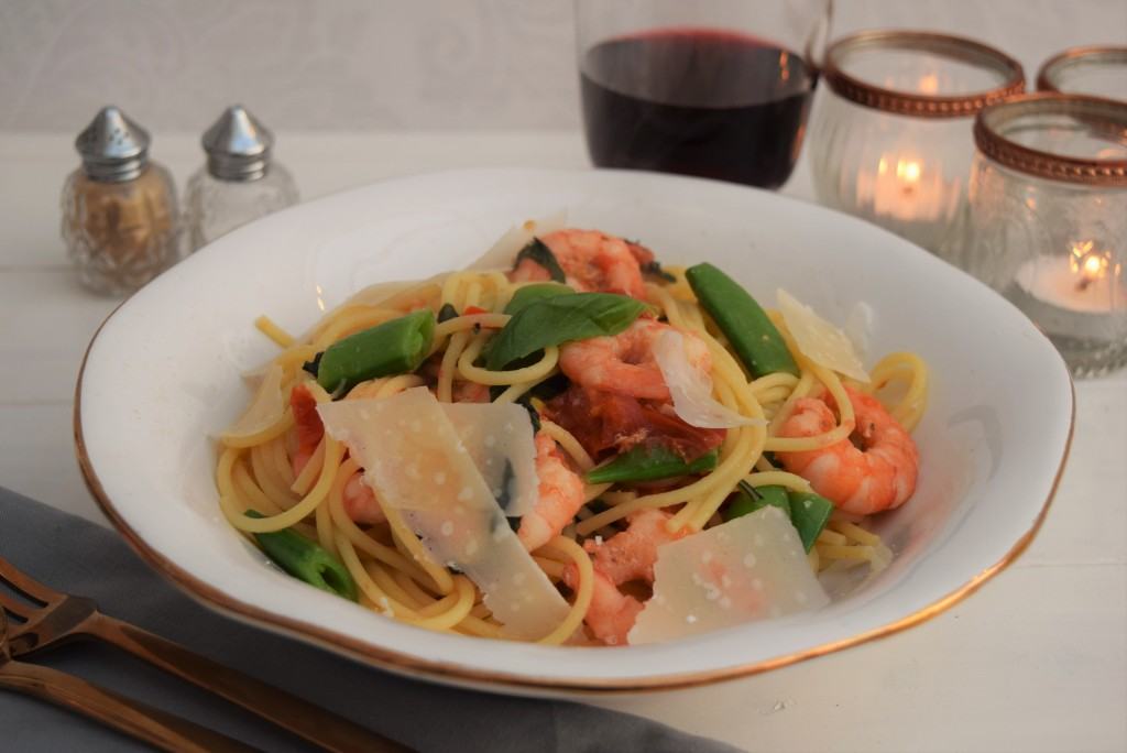 Prawn-chilli-basil-pasta-recipe-lucyloves-foodblog