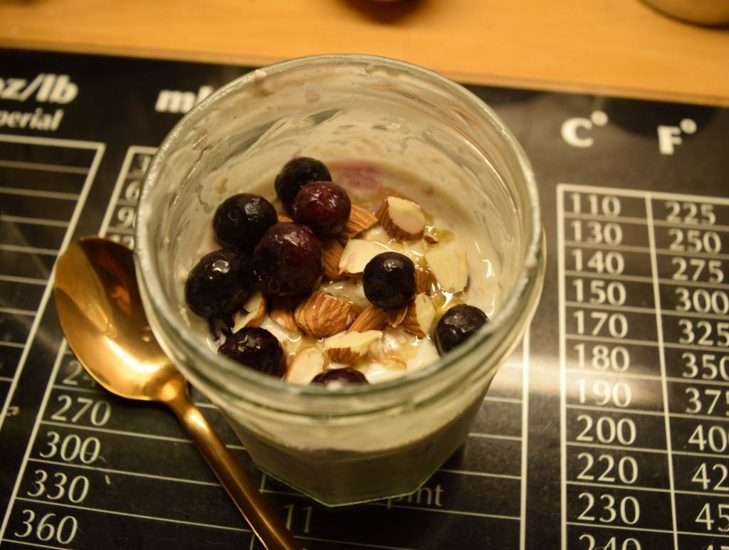 Overnight-fridge-porridge-recipe-lucyloves-foodblog