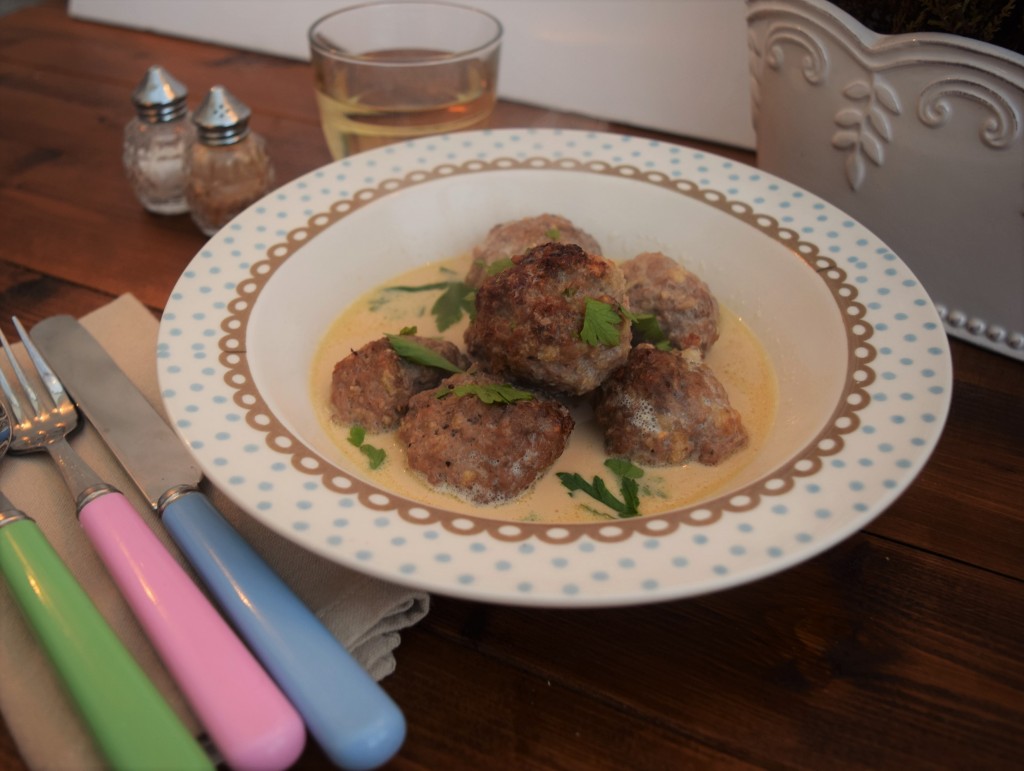 Swedish-meatballs-recipe-lucyloves-foodblog