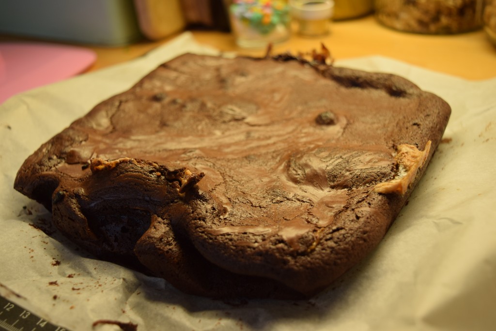 Chocolate-stuffed-brownies-lucyloves-foodblog