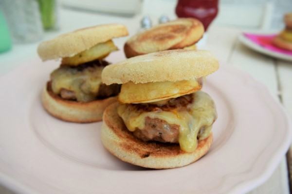Sausage-and-egg-breakfast-muffins-lucyloves-foodblog