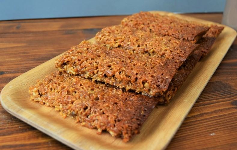 ginger-coconut-flapjack-recipe-lucyloves-foodblog