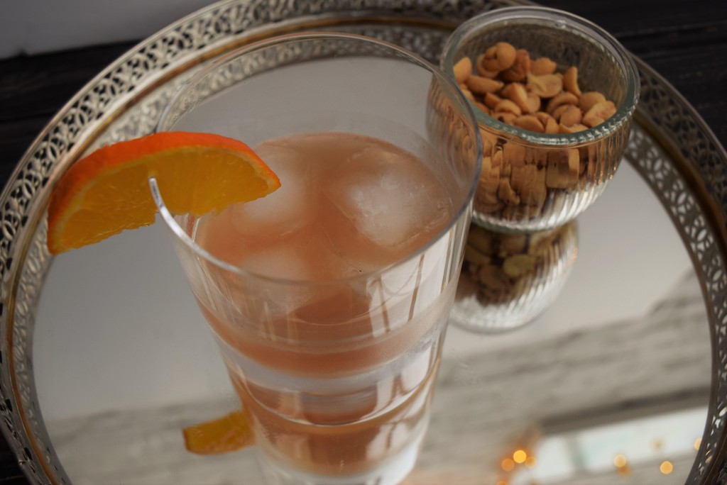 New-yorker-cocktail-recipe-lucyloves-foodblog