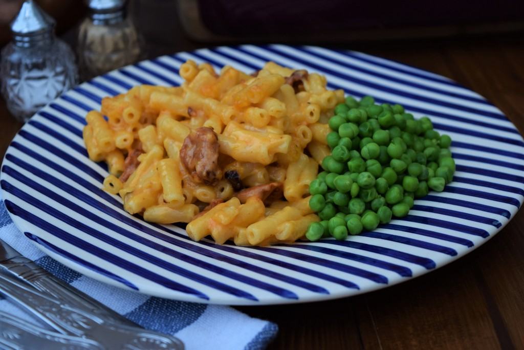 Chorizo-mac-and-cheese-recipe-lucyloves-foodblog