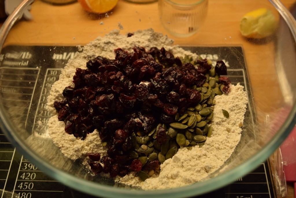 Seeded-cranberry-crackers-recipe-lucyloves-foodblog