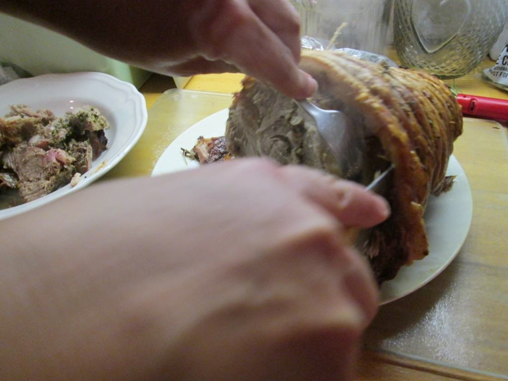 Carving-porchetta-lucyloves-food-blog