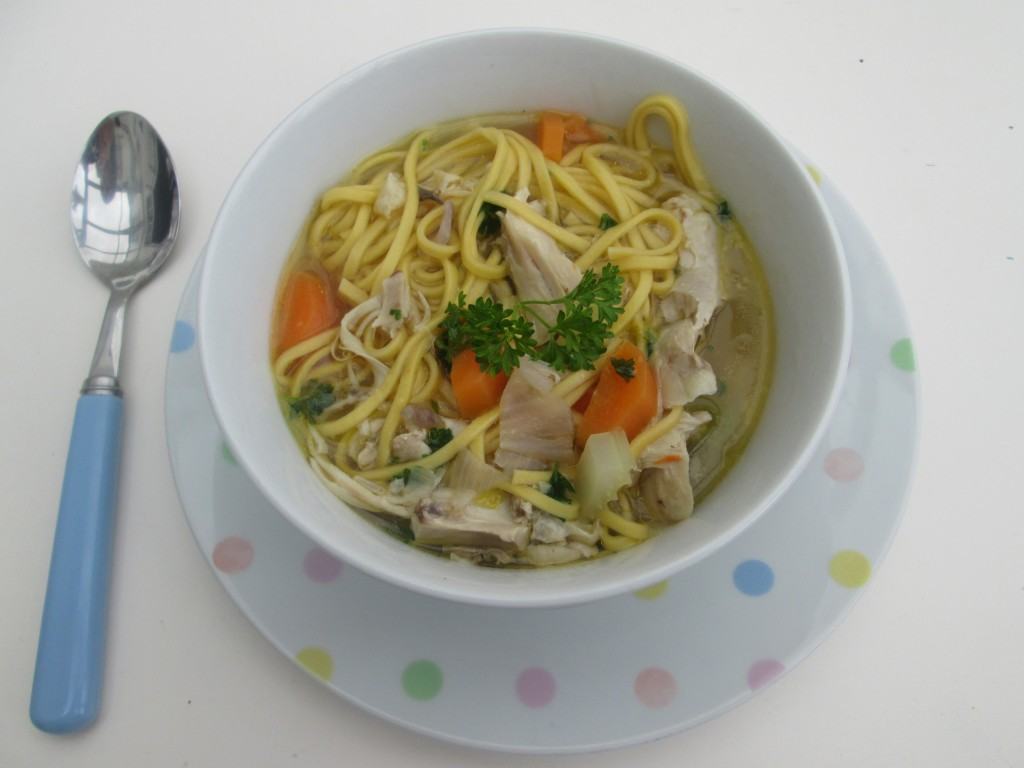 Chicken-noodle-soup-lucyloves-foodblog
