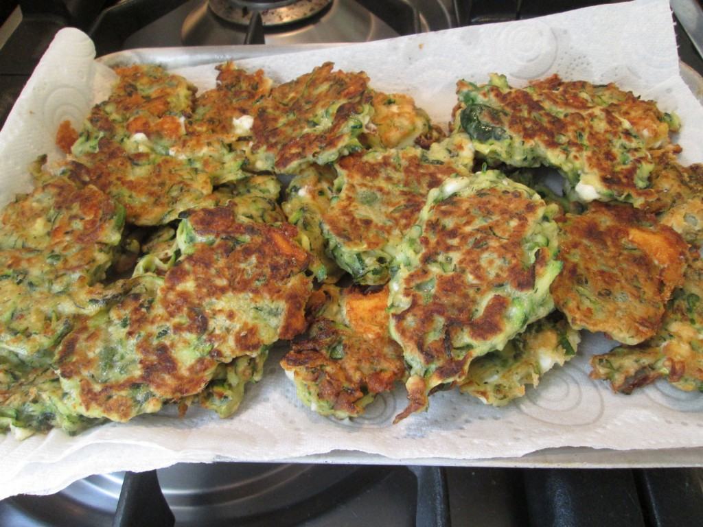 Courgette-feta-fritters-lucyloves-foodblog