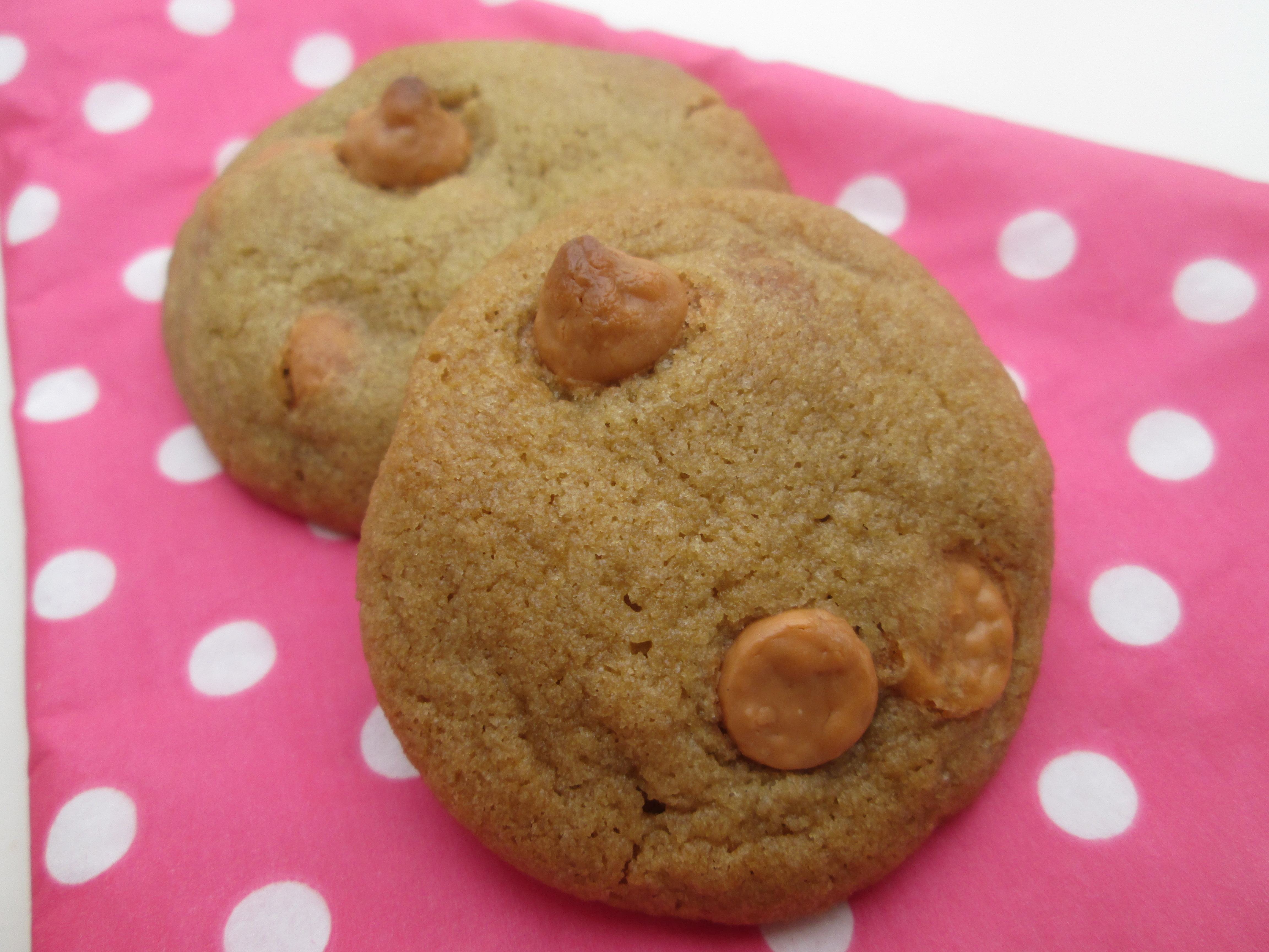 Chocolate-chip-cookie-recipe-lucyloves-foodblog