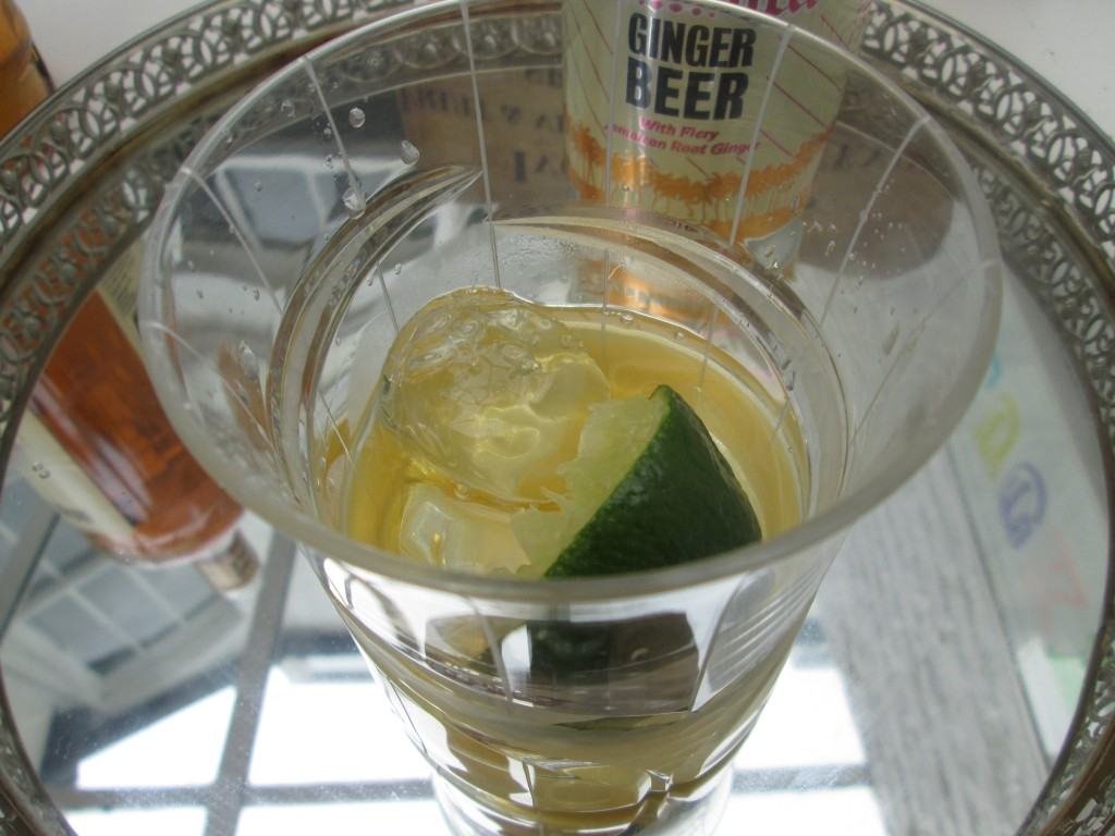 Dark-and-stormy-cocktail-lucyloves-foodblog