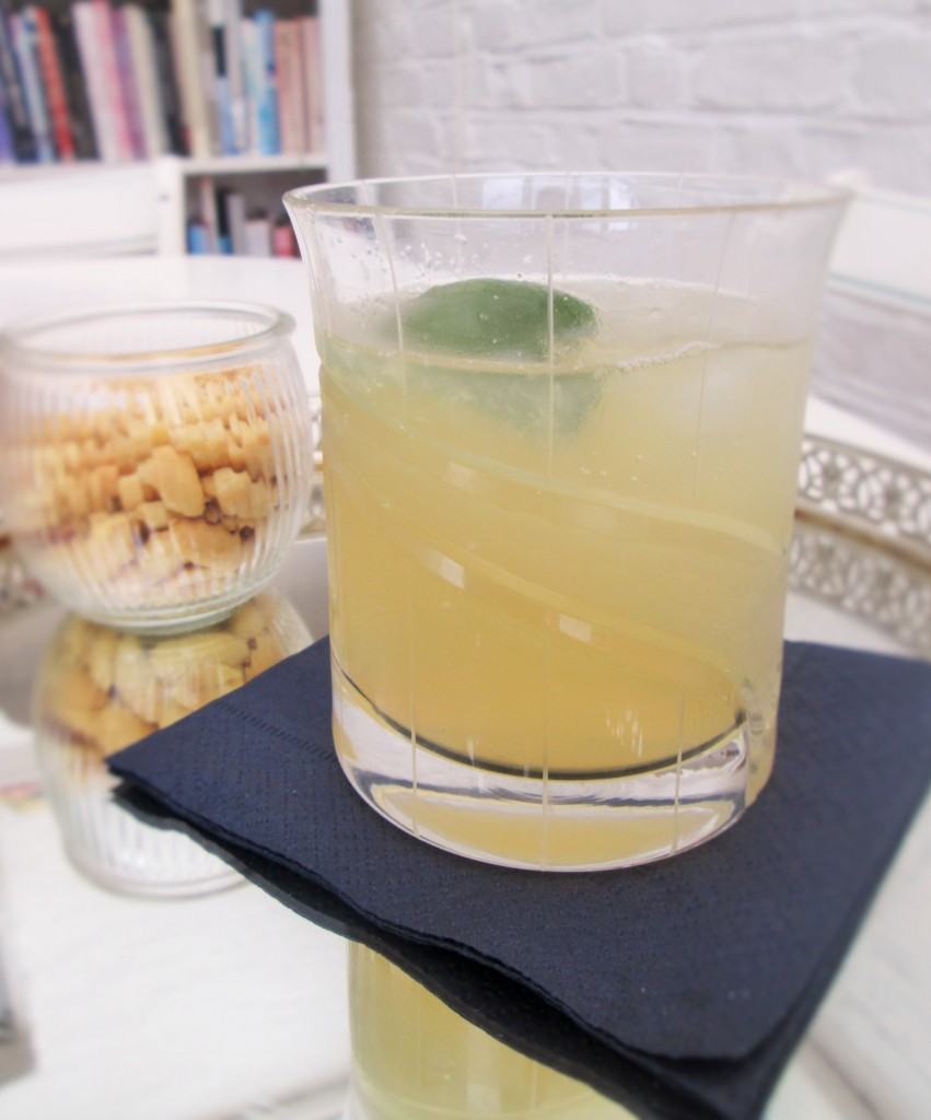 Dark-and-stormy-cocktail-lucyloves-foodblog
