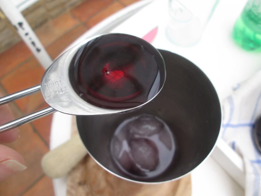 Bramble-vodka-spritzer-lucyloves-foodblog