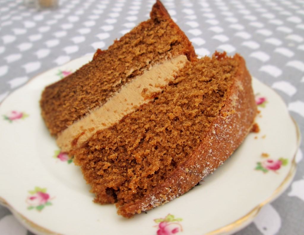 Coffee-sponge-cake-lucyloves-foodblog