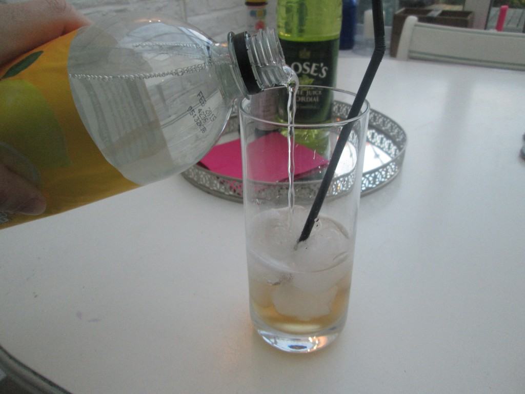 Lime-and-bitters-cocktail-lucyloves-foodblog