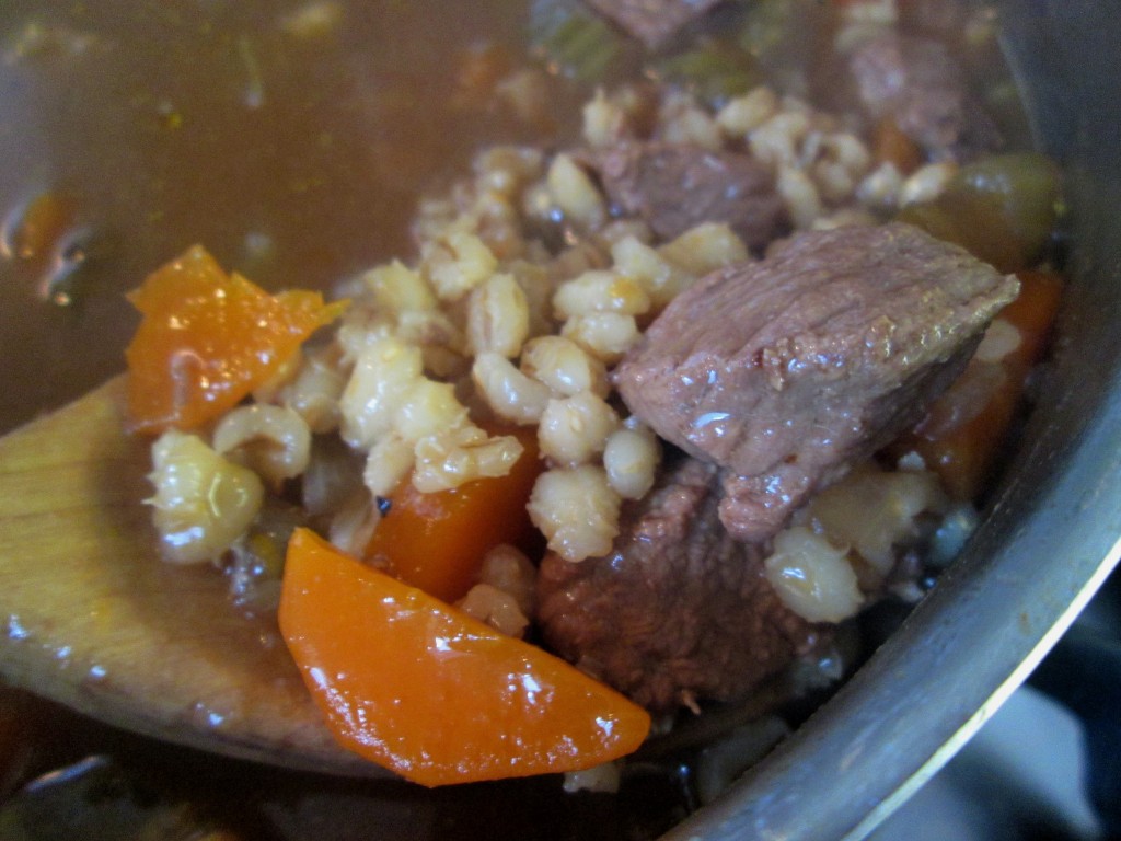 Beef-and-barely-soup-lucyloves-foodblog