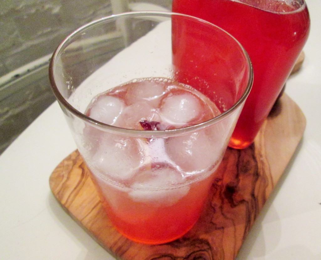 Plum-vodka-spritzer-lucyloves-foodblog