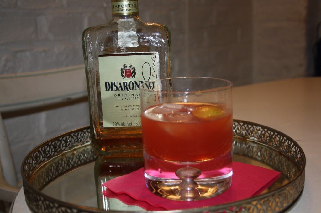 Amaretto-cranberry-apple-cocktail-lucyloves-foodblog