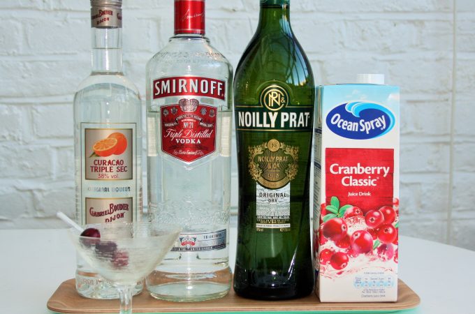 Cranberry-martini-lucyloves-foodblog